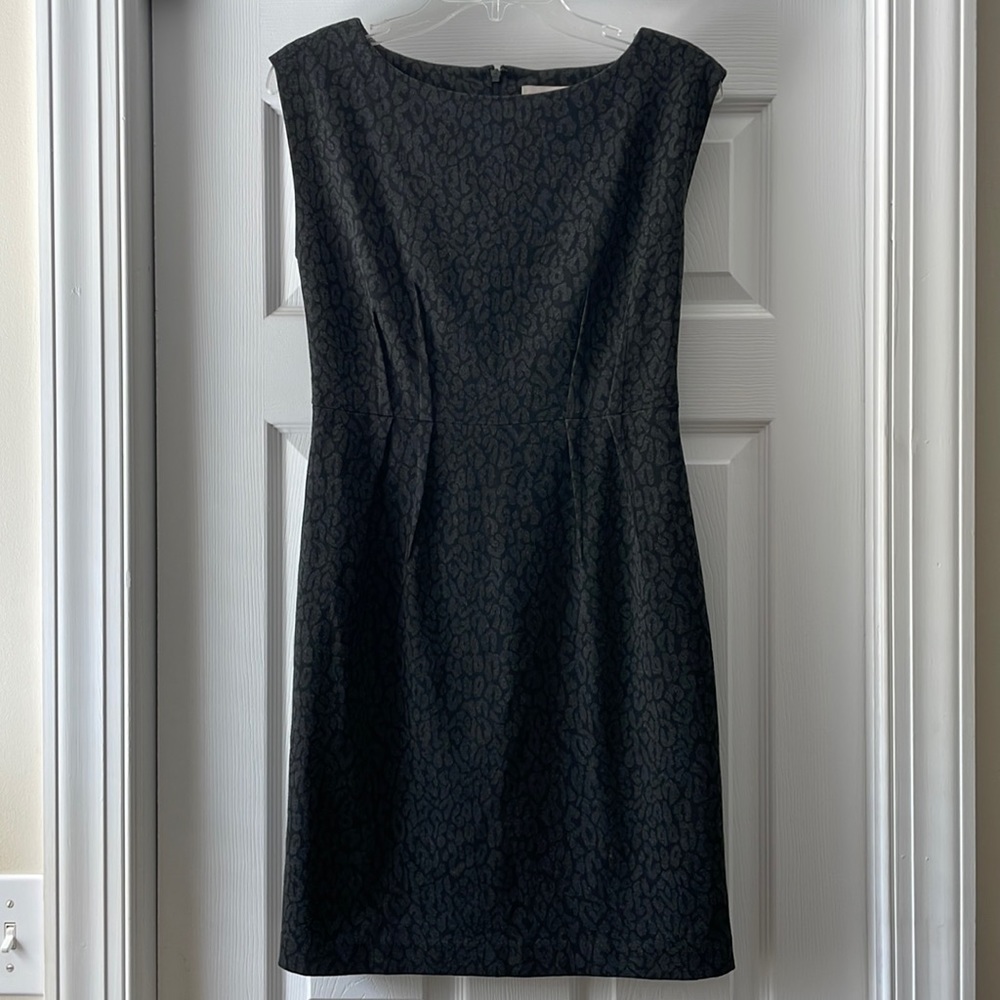 Ann Taylor LOFT Sleeveless Shift Dress Black Print Size 2